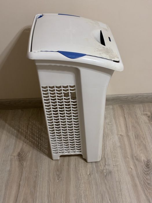Корзина,кошик для білизни