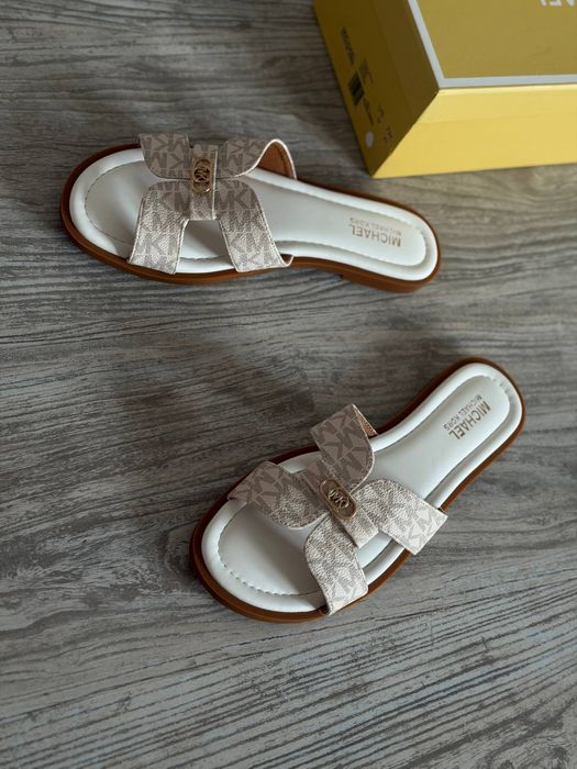 Шльопанці Michael Kors 36 та 37