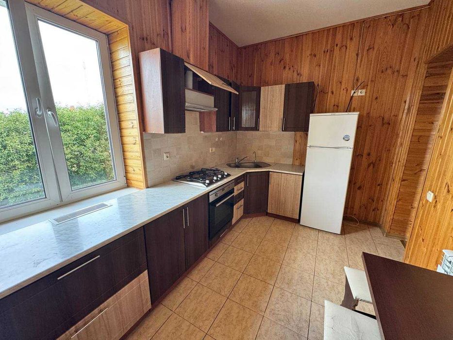 Гатне 2-х кім квартира 60м Центр