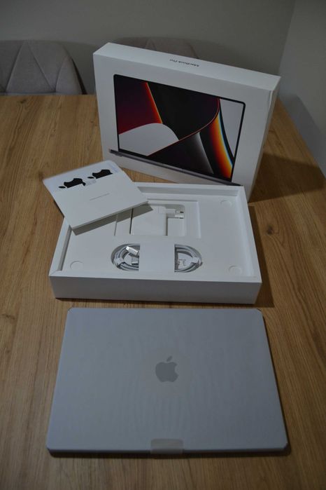 MacBook Pro M1 16" 16GB 512GB