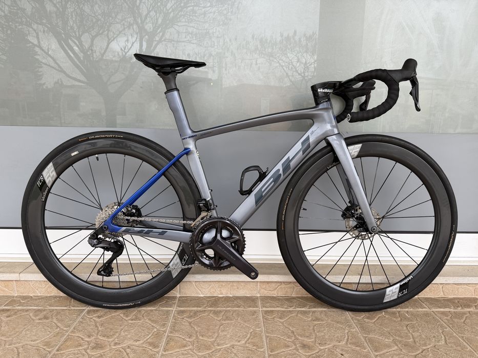 Bicicleta de estrada-rodas carbono - Di2 12v