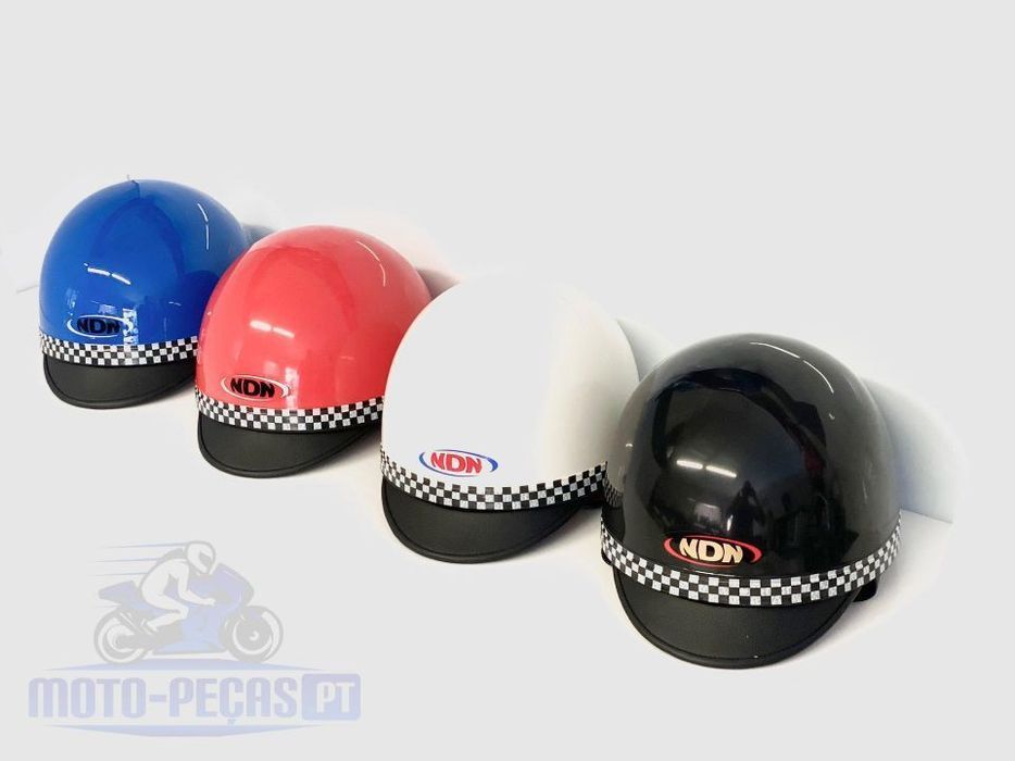 CAPACETE VINTAGE NEDIMOTO KIKO VERMELHO