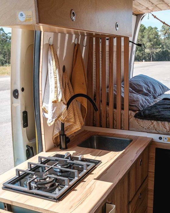 Aluguer campervan (Amarelita Camper)