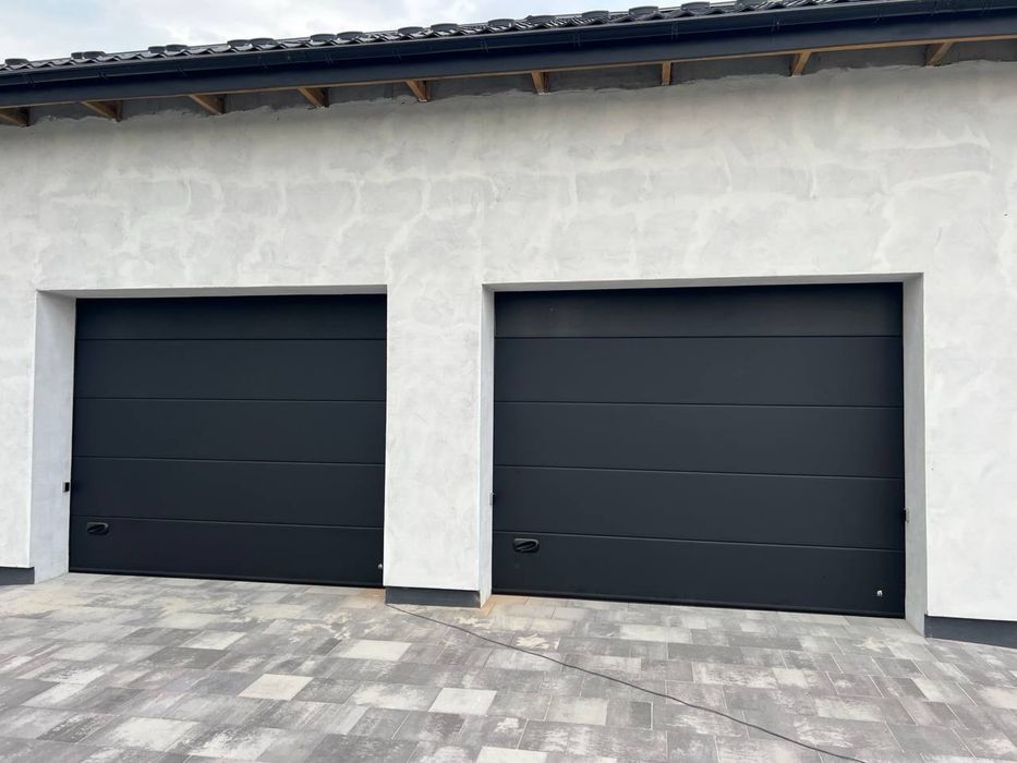 Гаражні ворота секційні / ролетні під ваш запит