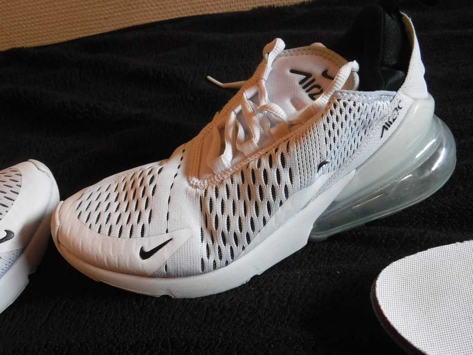 Nike Air Max 270