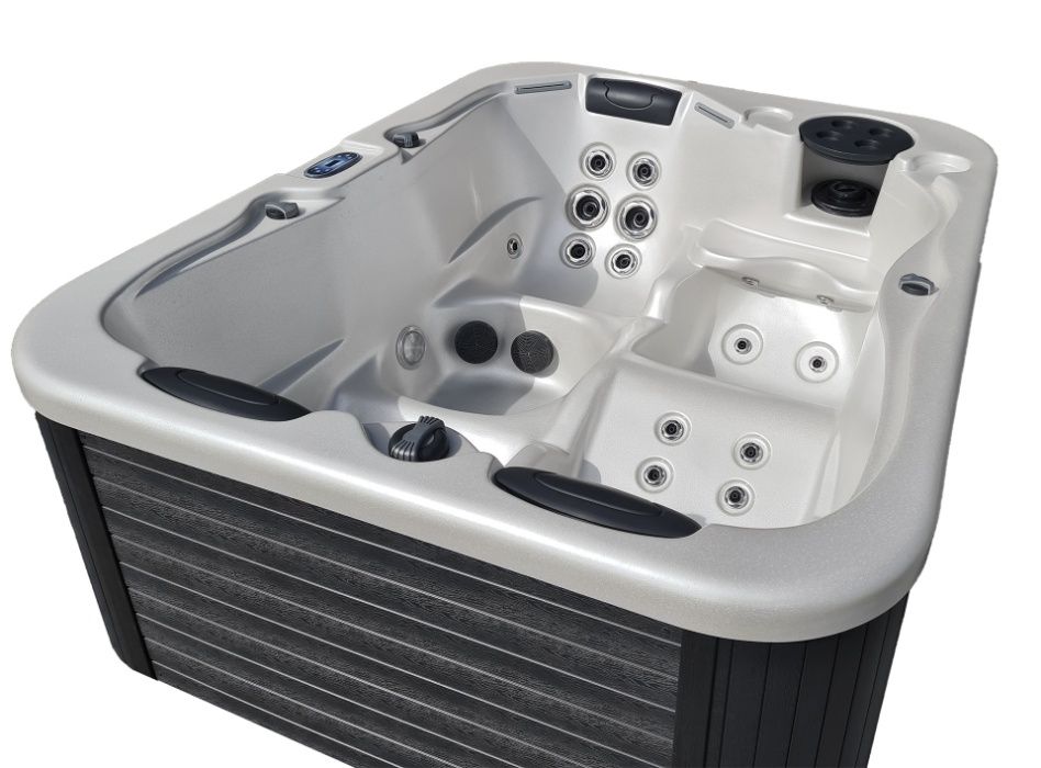 Spa ogrodowe,  wanna z hydromasażem, beczka