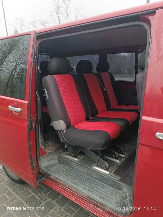 VW Transporter T5 2005 r. 1,9 TDI 9 osobowy