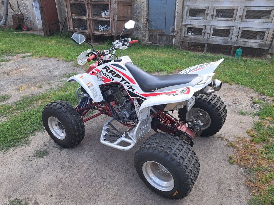 Yamaha raptor 660