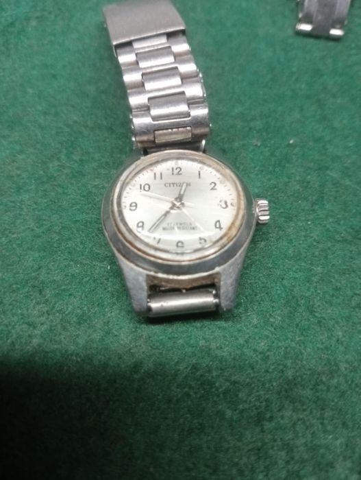 Lote se 5 relógios de senhora