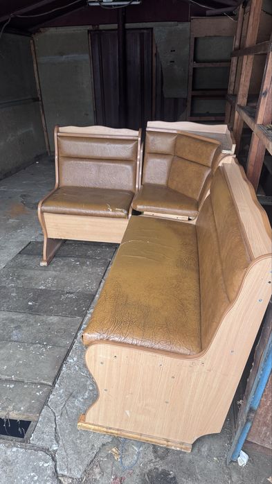 Продам кухонные уголок