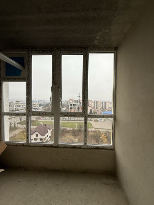 Видова двокімнатна квартира в м-н Пасічна