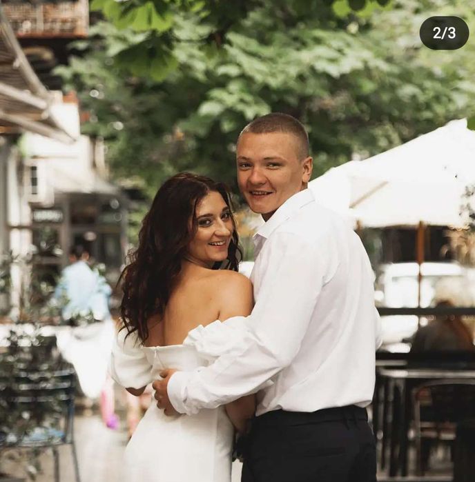 Продам сукню весільну