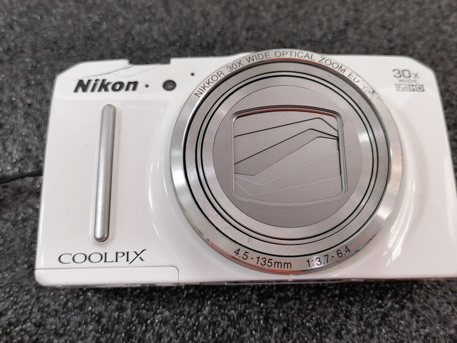Фотоаппарат Nikon Coolpix S9700  (L810