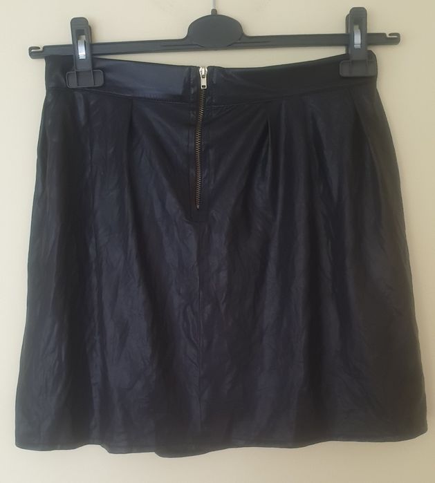 Spódnica Spódniczka czarna pikowana mini eko skóra  zamek S/M 36/38