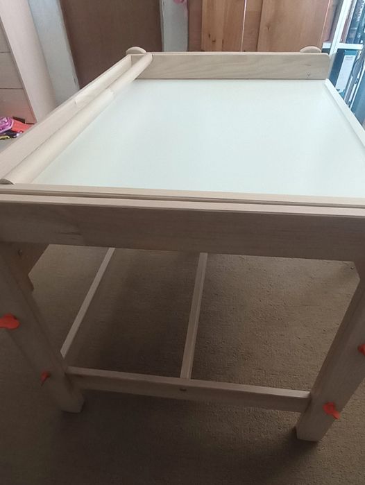 Secretária p/ criança IKEA FLISAT (Altura Regulável)