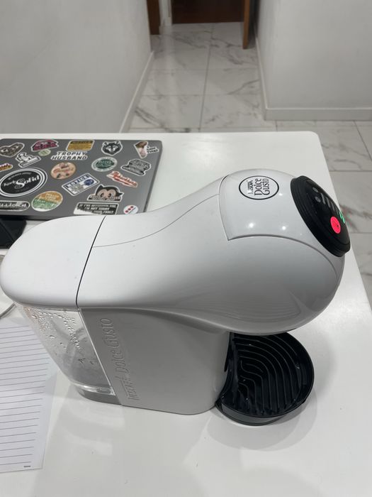 Maquina de cafe dolce gusto