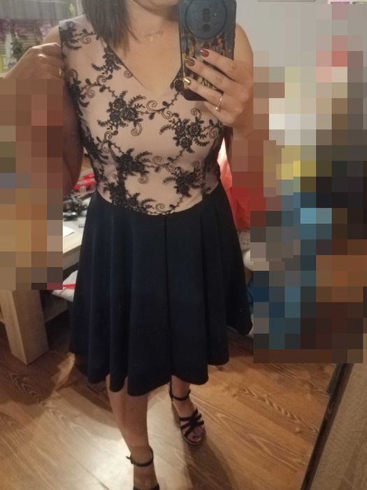 Sukienka z dłuższym tyłem Vegas 42 granat wesele koronka