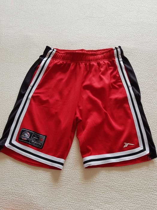 Equipamento Basquetebol 10-12