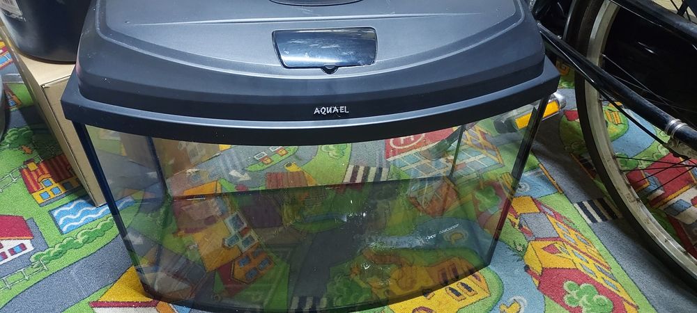 Sprzedam akwarium  70L