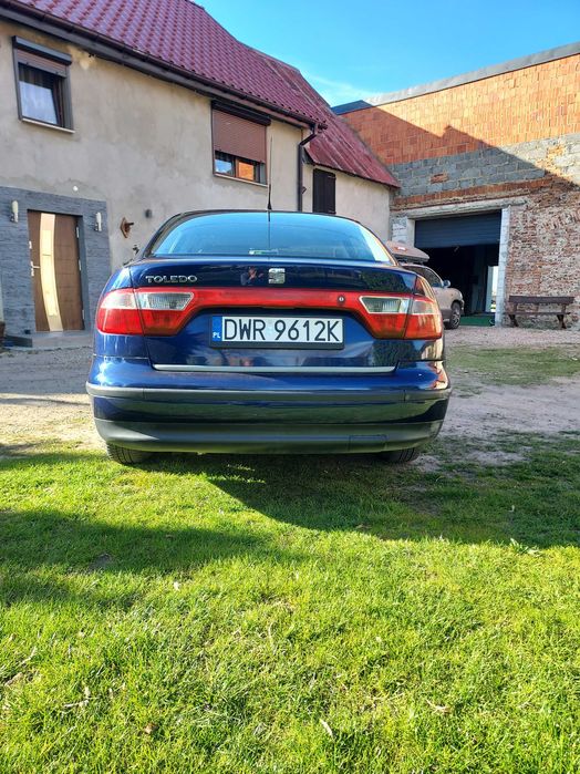Sprzedam samochód seat toledo 2