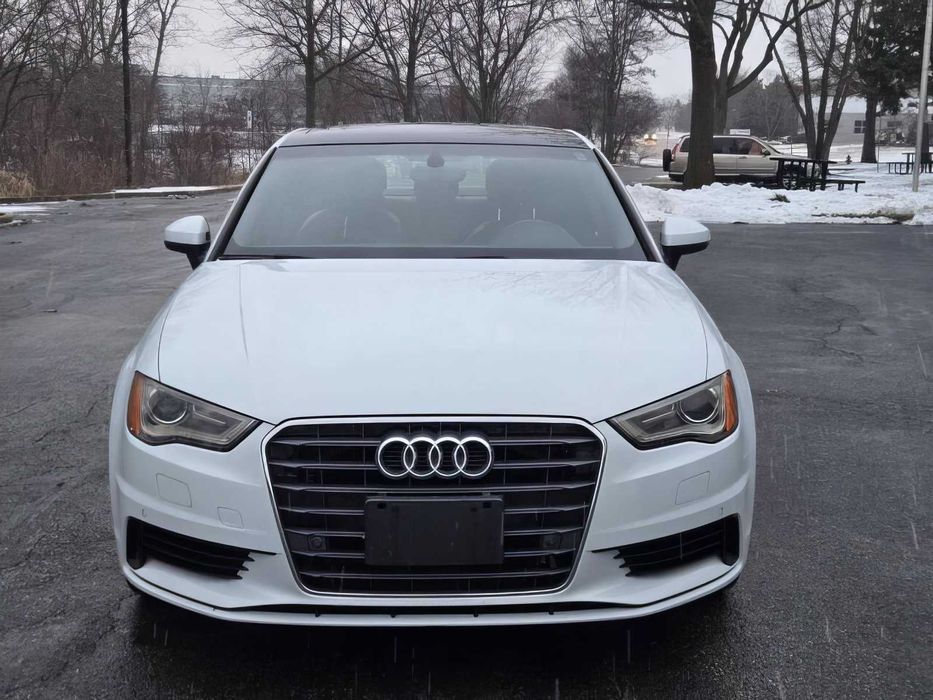Audi A3      2015