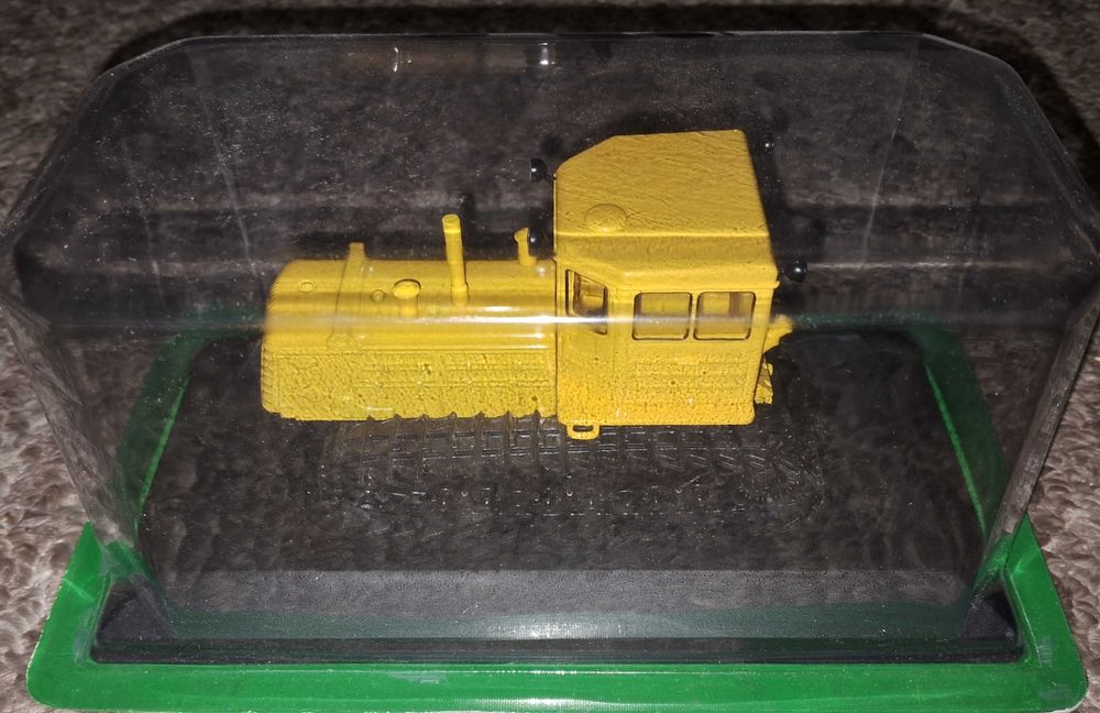 Трактор Т-180 1:43 Hachette