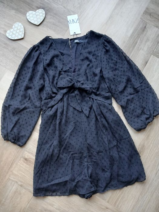 Czarny efektowny krótki kombinezon głęboki dekolt Zara M / 38