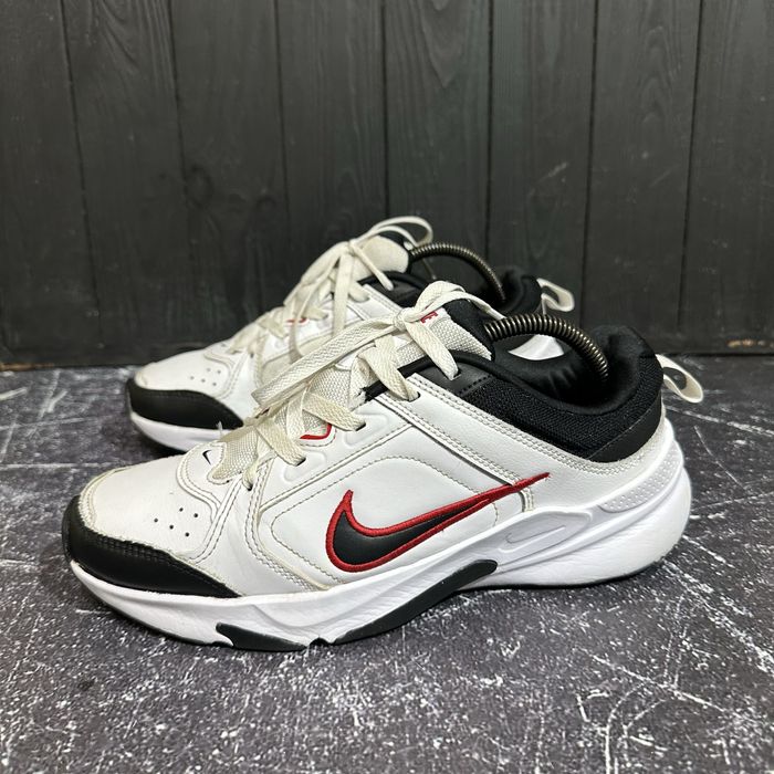 Кросівки Nike Air Monarch 41/26 cm
