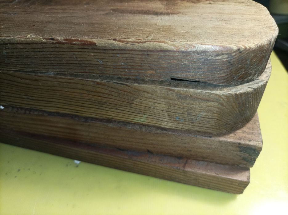 Вінтажні коробки для заточних каменів