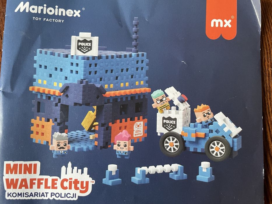 Mini Waffle City Komisariat Policji