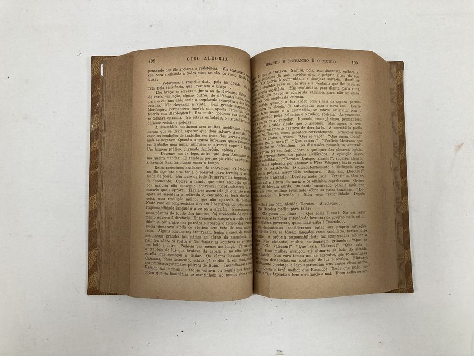 Livro Momento em Pekim