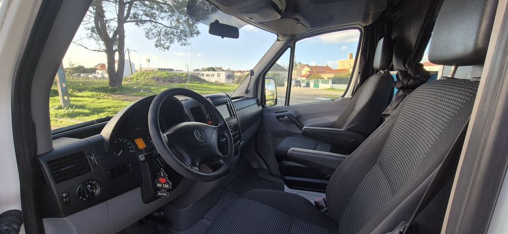 Autocaravana Mercedes Sprinter 315CDi 150cv de 2007 com 6 Lugares