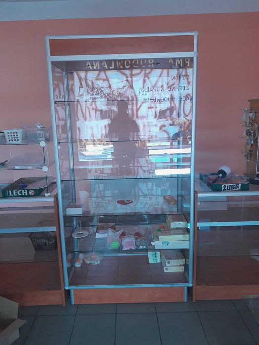 witryna sklepowa, lady, gabloty, krajalnica