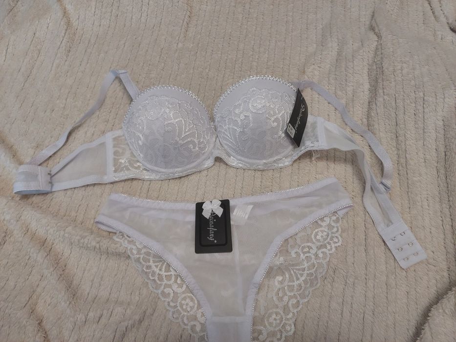 Набір нижньої білизни