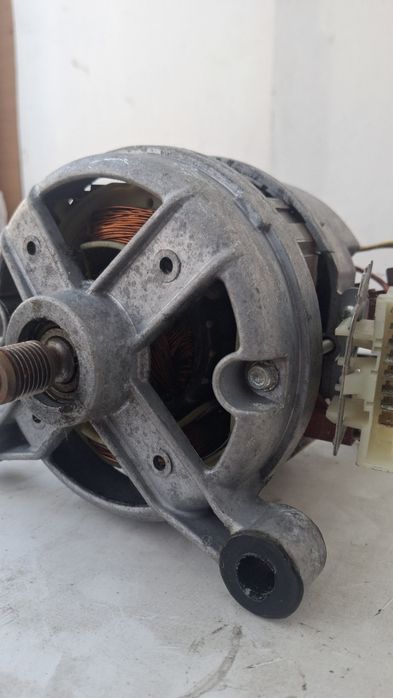 Двигун до пральної машини  ARDO