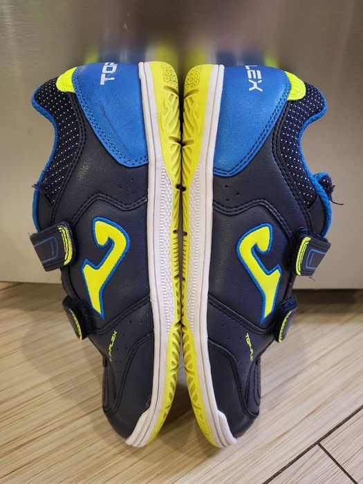 Кроссовки для футзала Joma