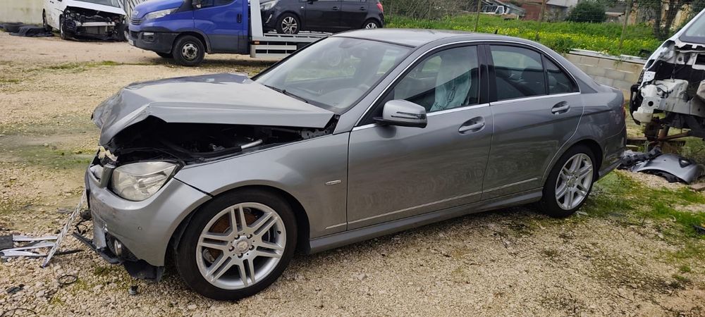 Mercedes C250 salvado