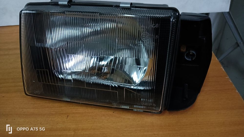 Farol Lancia prisma ótica 1982 esquerda