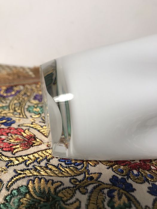 Mleczny wazon typu CHUSTA 22cm