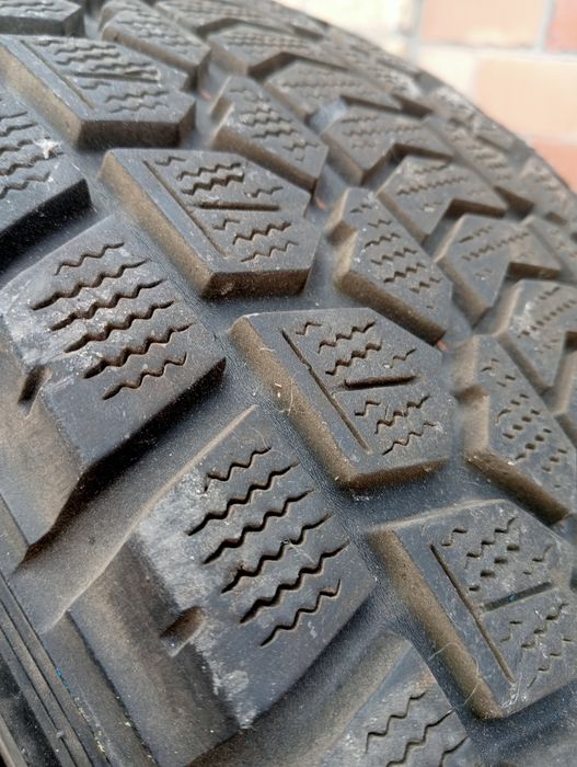 Гума Dunlop 275/65/R17 вживана ціна за пару