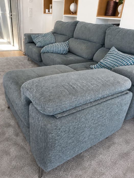Sofa de 3 lugares + puff