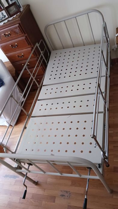 Cama Articulada Usada