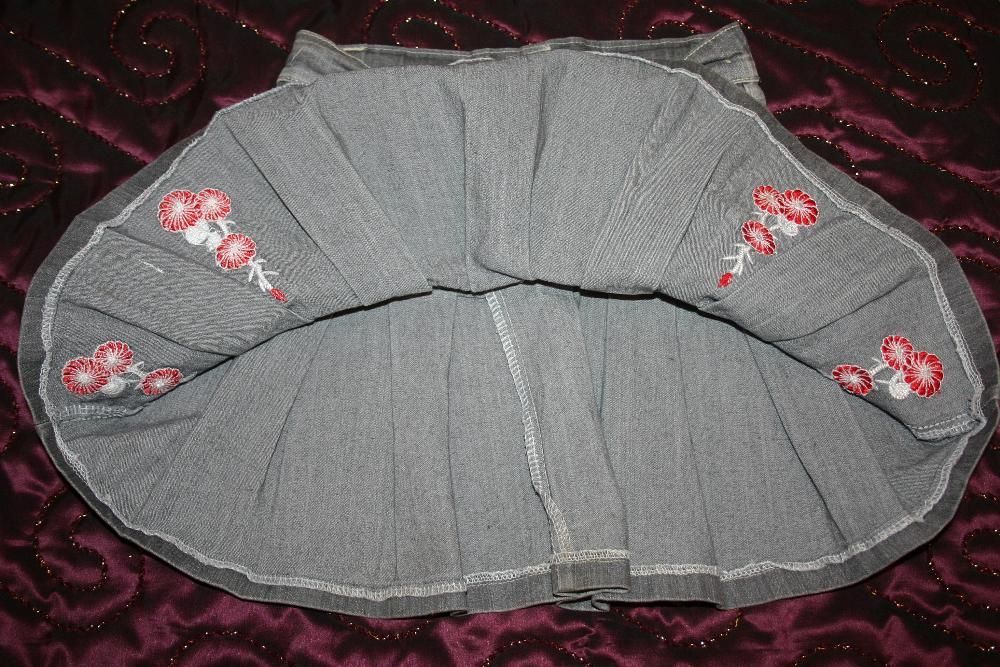 Классная коттоновая серая юбочка, рост 118 см