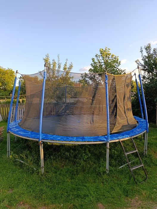 Trampolina  ogrodowa