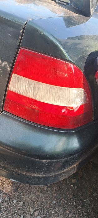 Стопи задні фари опель вектра б opel vectra b