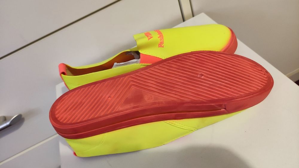 Trampki wsuwane neonowe roz 38, 39 oraz 40