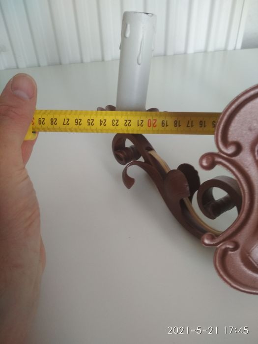 Stary kinkiet metalowy lampa oświetlenie kolor miedziany brąz