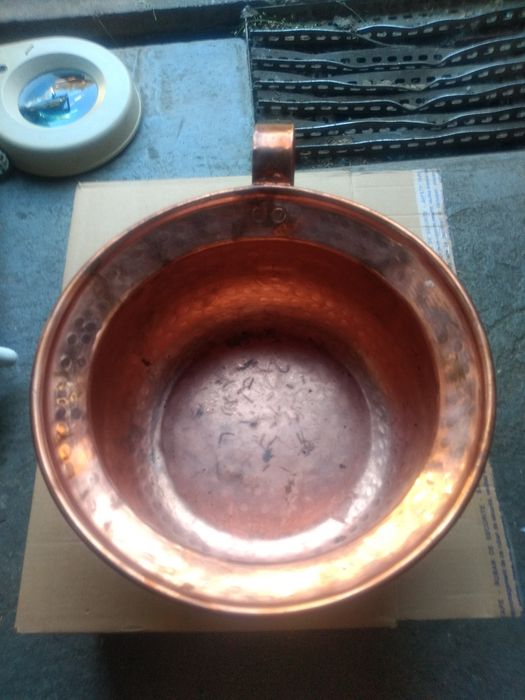 Miedziana donica , naczynie miedziane