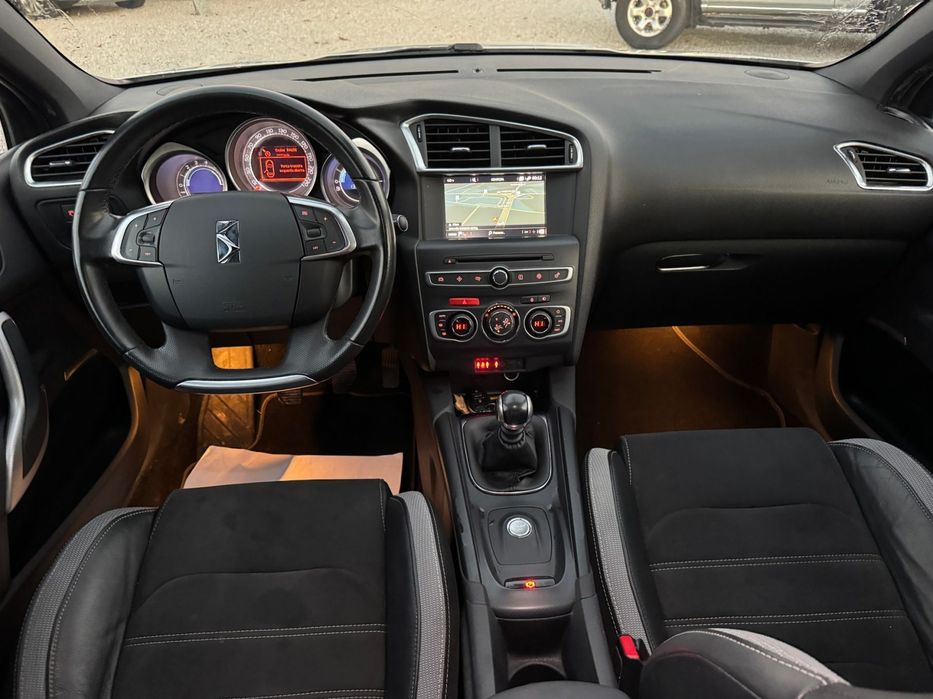 DS DS4 Crossback 1.6 BlueHDi So Chic J18