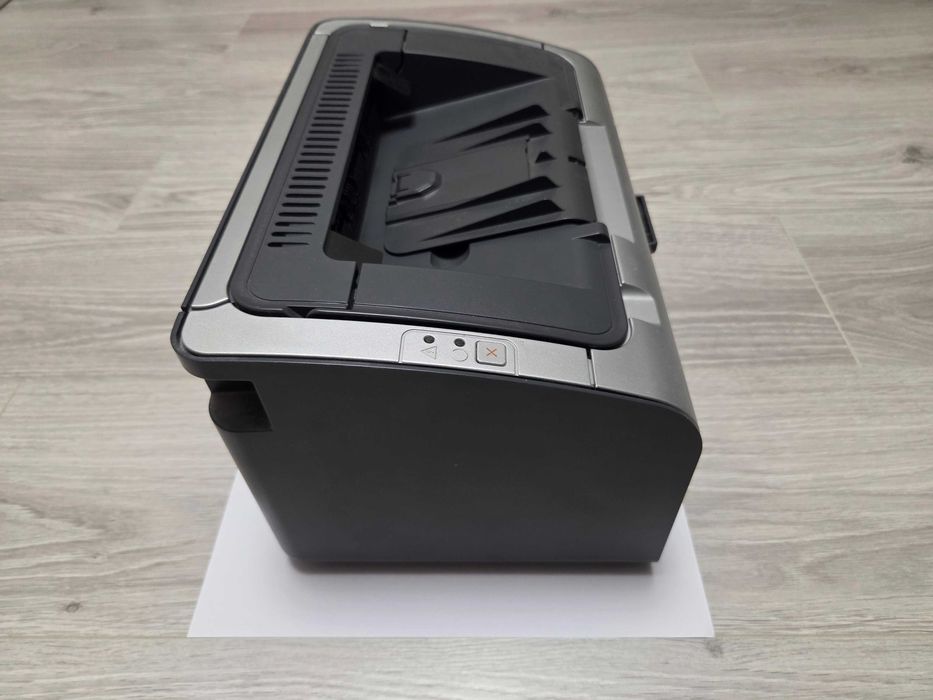 Принтер | Hewlett Packard LaserJet P1006